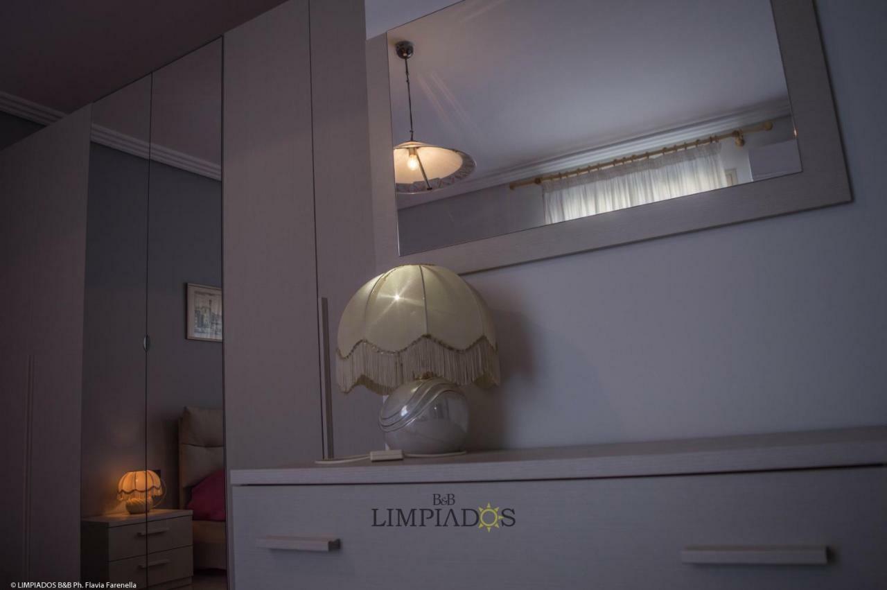 Limpiados Bed & Breakfast Ліката Екстер'єр фото