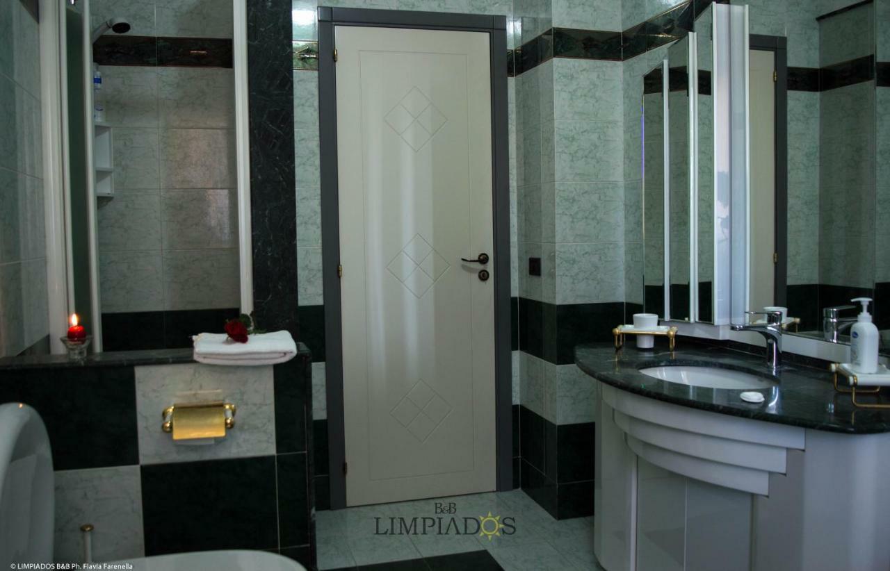 Limpiados Bed & Breakfast Ліката Екстер'єр фото